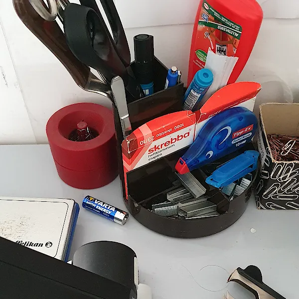 Schreibtischzubehör